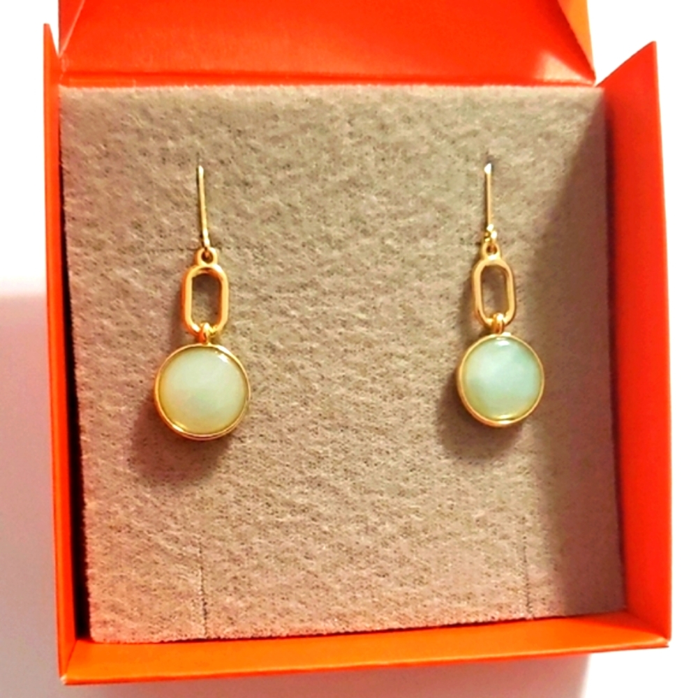 NIB Beautiful Earrings Fine Jewelry with 7 washes of 18k Gold